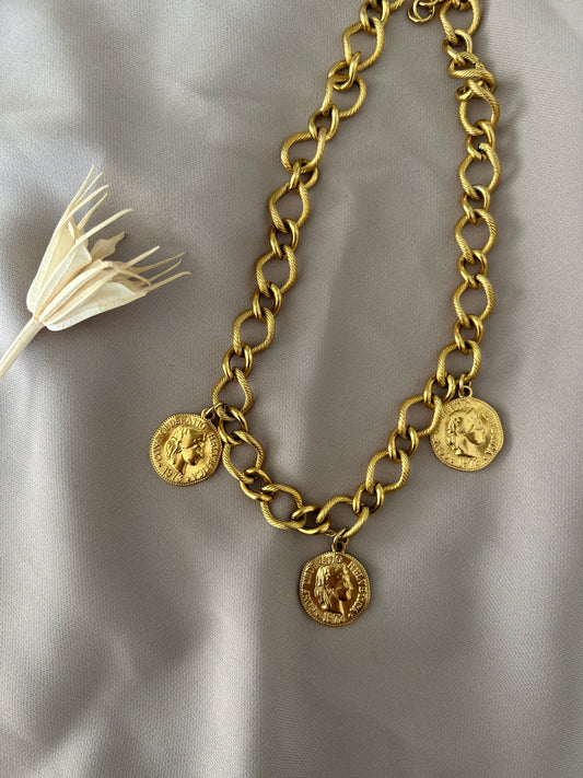Collier Mona